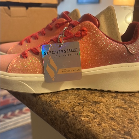 Sketchers orangee glitter nwt size 7 1/2 - Picture 1 of 5